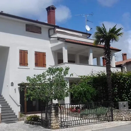 Apartament Dean Poreč Buitenkant foto